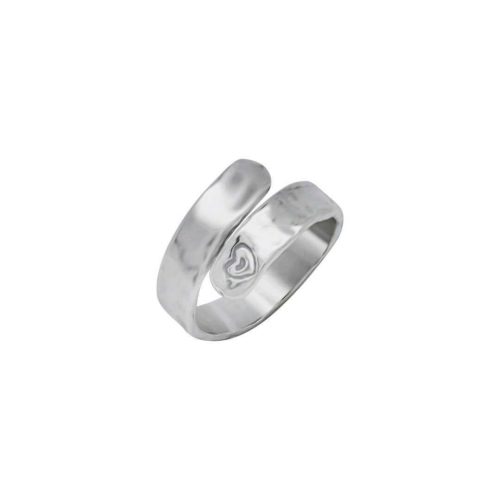 טבעת רחבה מרוקעת לב מכסף אמיתי 925